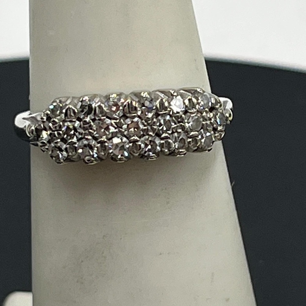 LAH 14K Vintage White Gold Triple-Row Diamond Prong Round Cluster Ring Sz 6.5